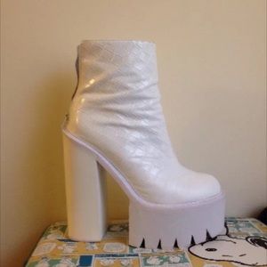 Jeffrey Campbell Mulder {LIMITED TIME SALE‼️}