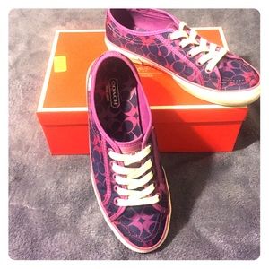 Magenta coach shoes 🎀
