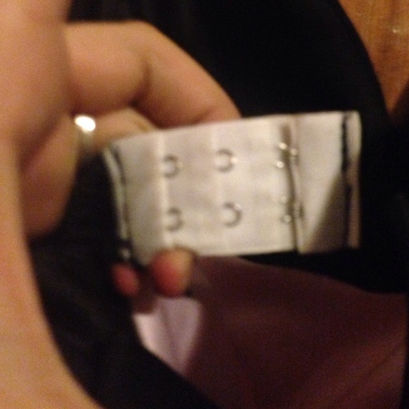 Beautiful Sweetheart Pink and Black Prom Gown 💗 - Picture 4 of 4