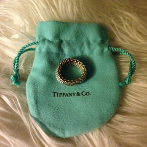 Tiffany & Co. Somerset Mesh Ring
