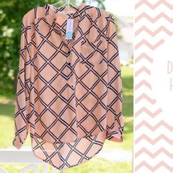 Fun 2 Fun Stitch Fix blouse diamond high low