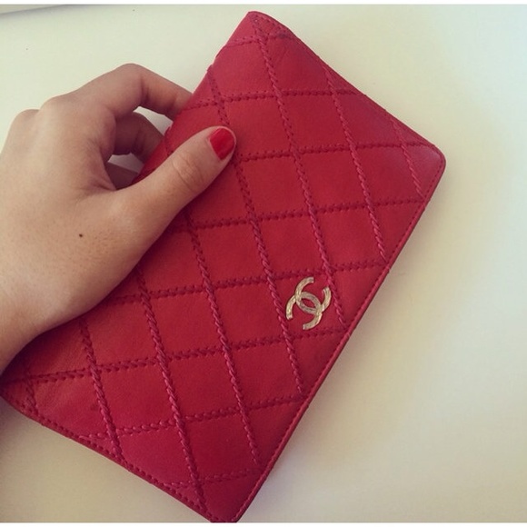 Cute Chanel wallet