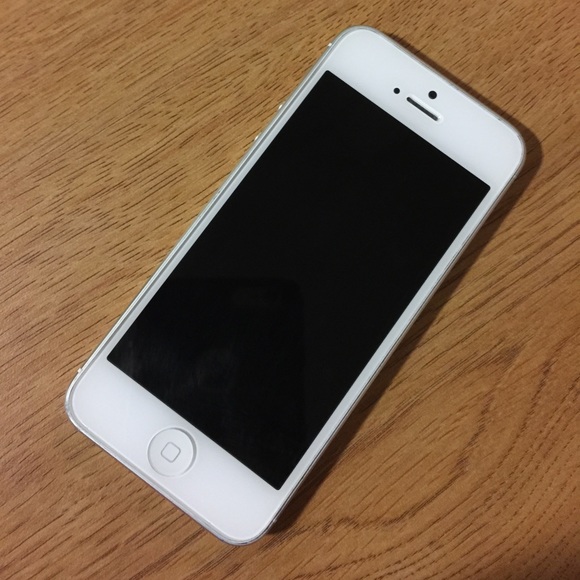 📱Apple iPhone 5 White 16GB