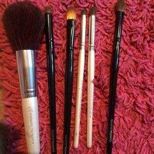 Bundle of makeup brushes