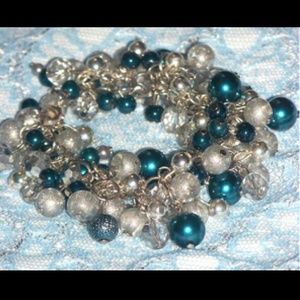 Handcrafted, Iced "Berries" Glass & Chain Bracelet