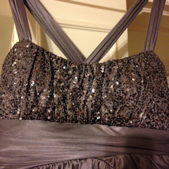 Grey homecoming/prom dress - Picture 2 of 4