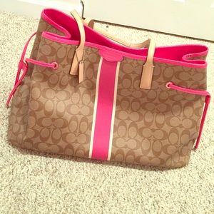 Coach tote purse! TRADE FOR SUGARS32