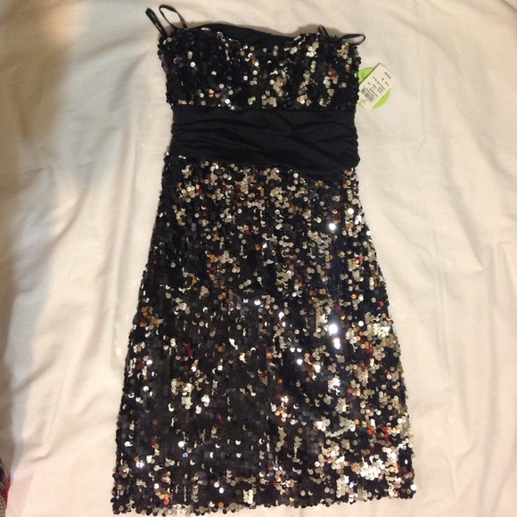 Party Dress - Sequin - Picture 1 of 3