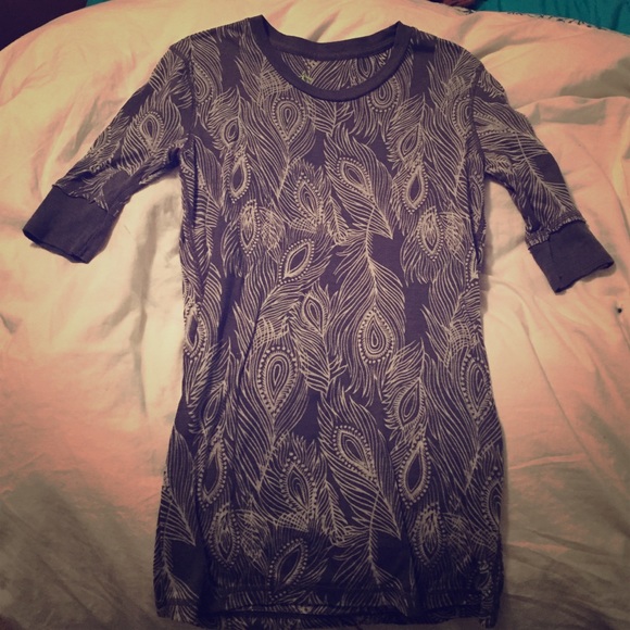 Pacsun Nollie Peacock top