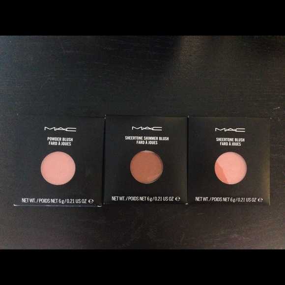 3 MAC blushes