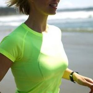 Lulu lemon run swift tech tee in bright yellow