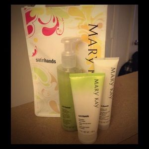 *Mary Kay Satin Hands (2 scents: See description)*