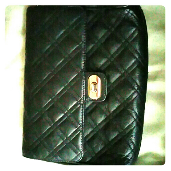 Purse - Picture 1 of 4