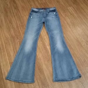 Vintage jeans(rare) can't find these anywhere