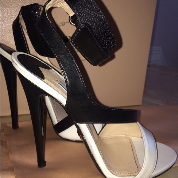 Prada Shoes | Prada Bicolor Size 6 | Poshmark