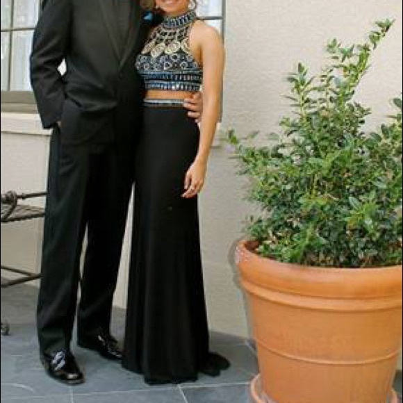 Sherri hill two piece prom dress - Picture 4 of 4