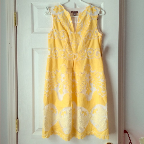 Muse Dresses & Skirts - New! Yellow eyelet dress