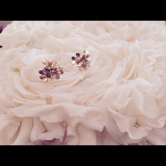 Anthropologie bouquet posts