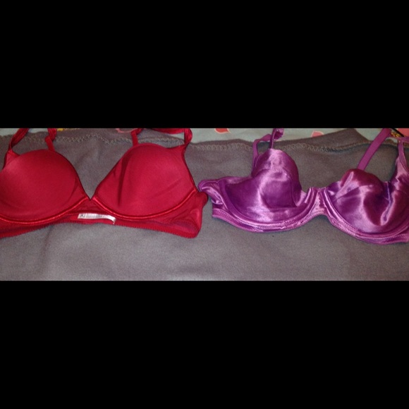 Set of 2 bras