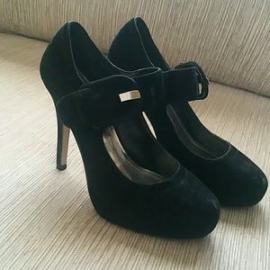 Black Rampage Heels