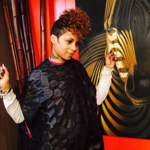 SWEET P styling/cutting capes!