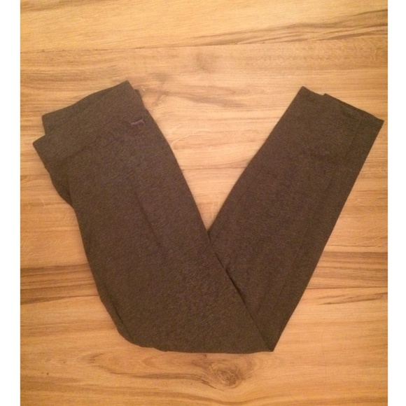 PINK Grey Leggings !