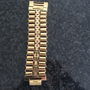 Michael Kors gold bracelet