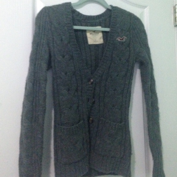Hollister sweater