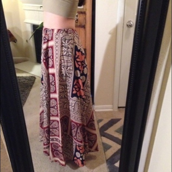 SOLD Bohemian Beauty Maxi skirt - Picture 3 of 4