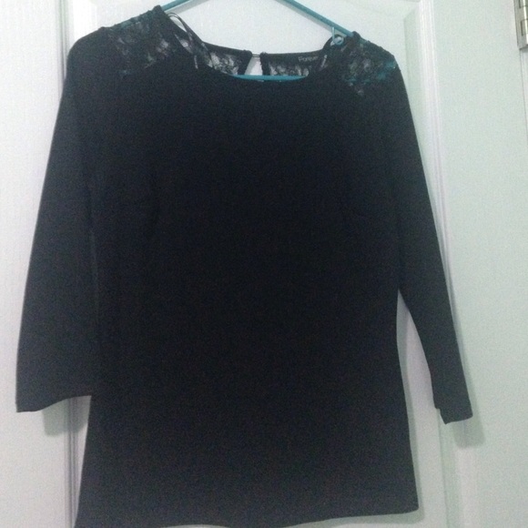 Black forever 21 top with lace