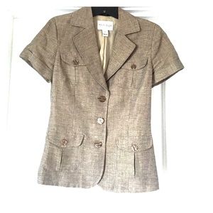 Brown short sleeve jacket