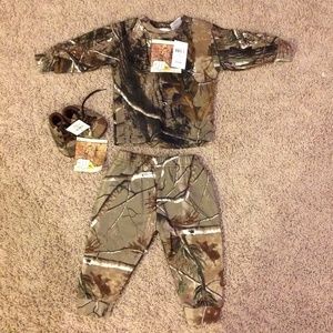 Realtree cammo baby sweats and shoes