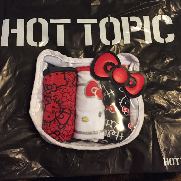Hello kitty underwear