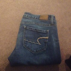 American eagle medium wash stretch jeans