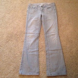 GAP Low Rise Boot Cut - Size 28 (6)