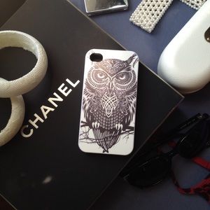 FREE!!! Owl iPhone 4/4s case