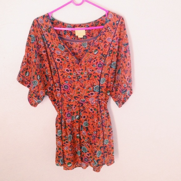 ❌Sold on Mercari❌ LAST CHANCE!! Floral silk blouse - Picture 2 of 3