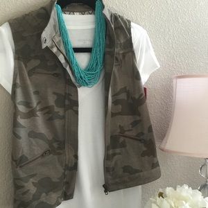 Camo Quilted Vest NWT