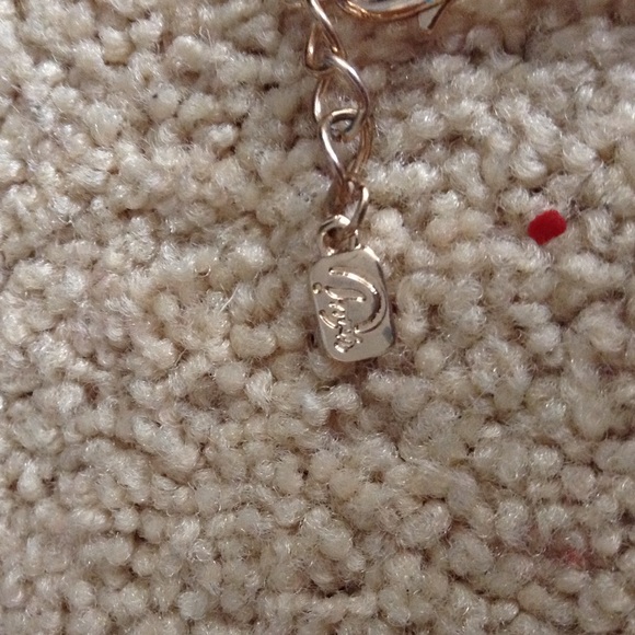 Necklace - Picture 3 of 3