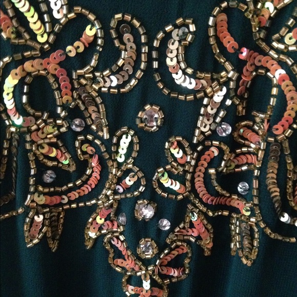 Formal Dress - Picture 2 of 4