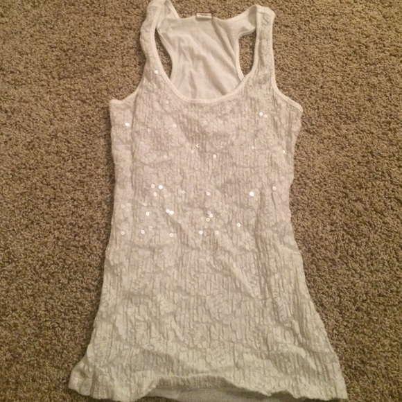 Sparkles tank