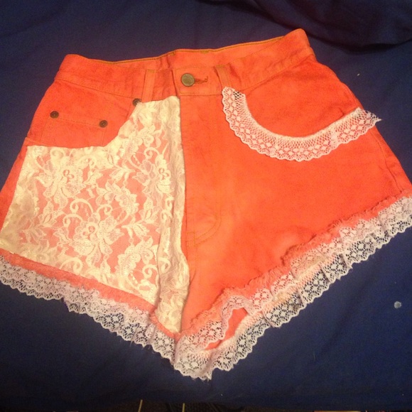 Scarlet Lace High Waisted Shorts - Picture 1 of 4
