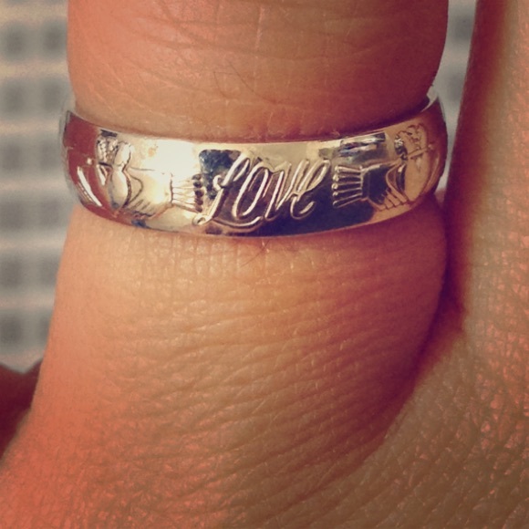 Kladdah love ring size 5