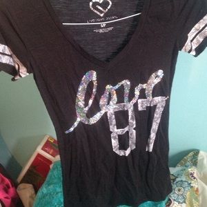 Half sleeve sparkle shirt. Aeropostale.