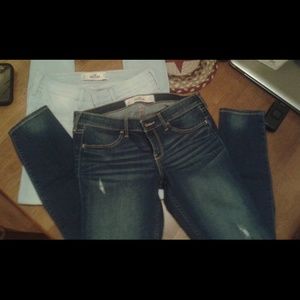 Bundle 2 skinny jeans! Very nice in new condition!