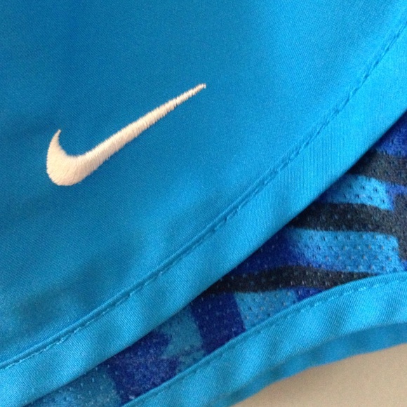 Blue NIKE running shorts SOLD WITH BUNDLE - Picture 2 of 3