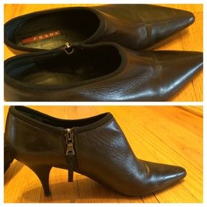 Pristine Prada chocolate brown booties-Gorgeous!
