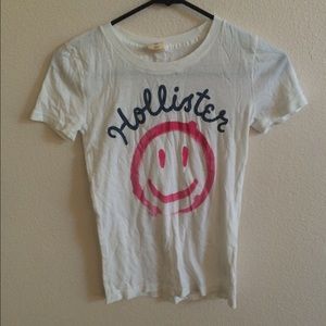 Hollister t-shirt