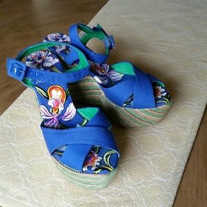 Ed Hardy platform sandal