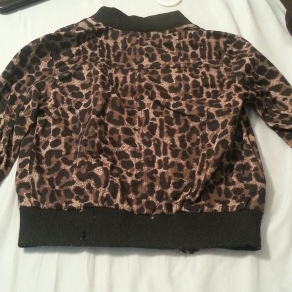 Cheetah jacket. - Picture 4 of 4